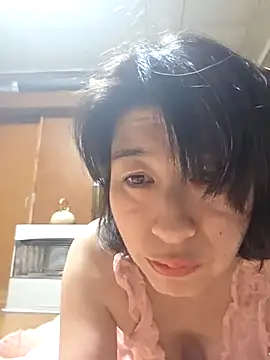 Snapshot of morikawa_sayaka chatting on 03-19-25, 10:22 morikawa sayaka online show from 03-19-25, 10:22