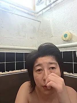 Snapshot of morikawa_sayaka chatting on 09-25-25, 11:08 morikawa sayaka online show from 09-25-25, 11:08