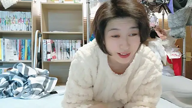 Snapshot of morikawa_sayaka chatting on 10-06-25, 11:24 morikawa sayaka online show from 10-06-25, 11:24