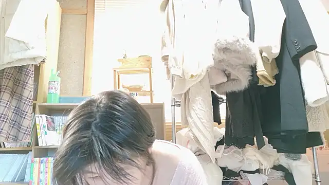 Snapshot of morikawa_sayaka chatting on 11-15-25, 11:32 morikawa sayaka online show from 11-15-25, 11:32