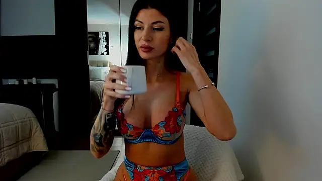 sweetndcrazy online show from 02-11-25, 07:23