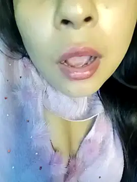 Snapshot of Fuck_Girl_Nuri chatting on 01-09-25, 01:24 Fuck Girl Nuri online show from 01-09-25, 01:24