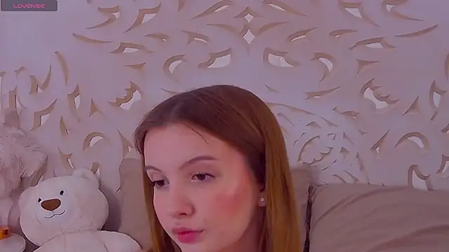 EvansMilana online show from 02-13-25, 06:38