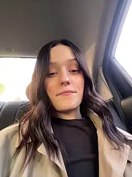 Mia Mia M online show from 04-17-26, 03:04