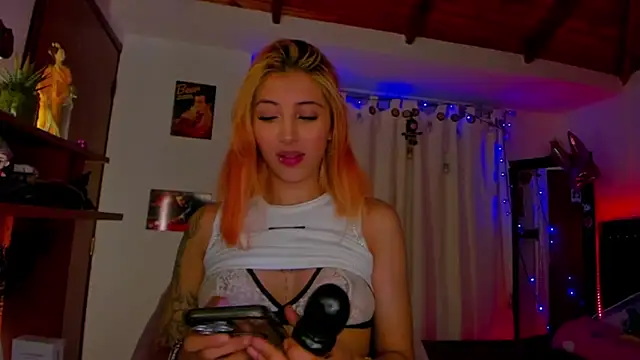 cuteweed420 online show from 01-21-25, 06:33