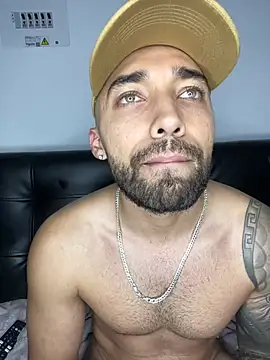 Sweet and caramel online show from 02-06-25, 10:43