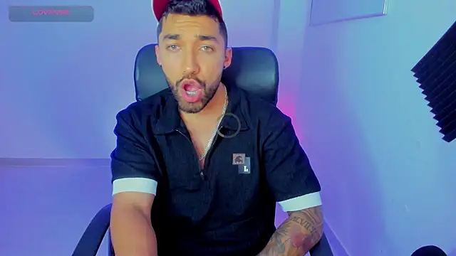 Sweet and caramel online show from 02-14-26, 08:55