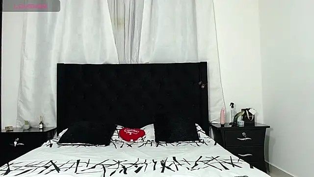 Beautifulkattia online show from 03-02-25, 12:53