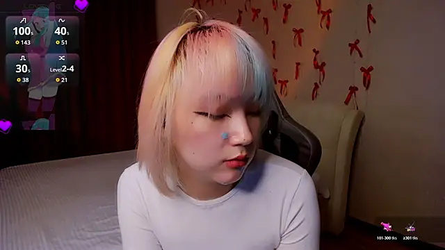 Milla Aheo online show from 04-11-26, 01:04