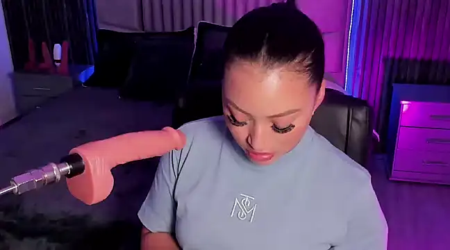 Lillyortiz online show from 01-28-25, 09:29