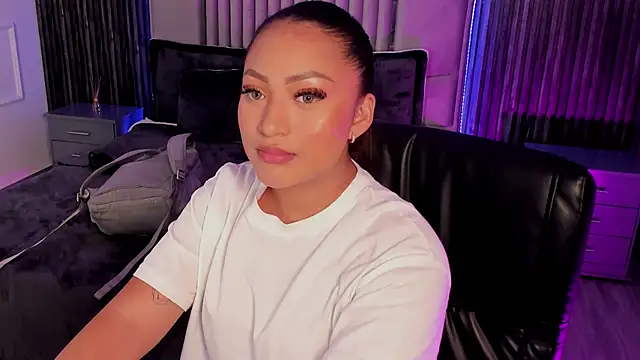 Lillyortiz online show from 02-13-25, 10:33