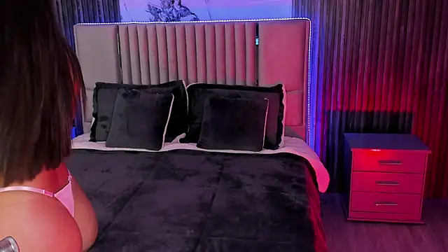 Lillyortiz online show from 03-08-25, 02:45