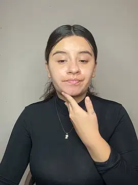 SaraBraun  online show from 04-23-26, 05:48