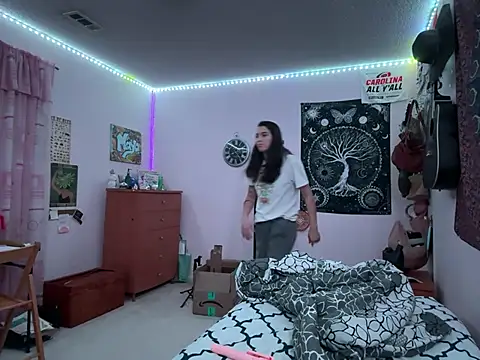 Snapshot of naughtynadia0502 chatting on 02-04-25, 05:31 naughtynadia0502 online show from 02-04-25, 05:31