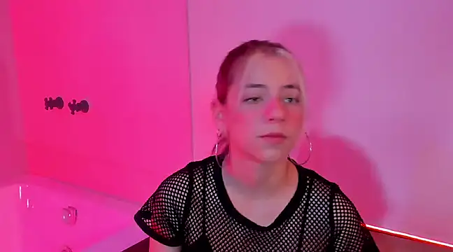 ArtemisaBlake online show from 12-21-24, 09:25