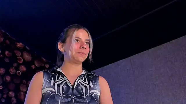 ArtemisaBlake online show from 03-22-25, 07:53