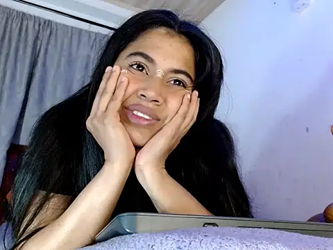 Snapshot of brihanna_lena chatting on 10-17-25, 08:17 brihanna lena online show from 10-17-25, 08:17