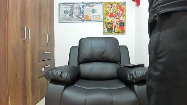 Snapshot of boss_of_cash chatting on 09-20-25, 07:37 boss of cash online show from 09-20-25, 07:37