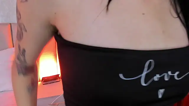 Michell Wallker online show from 02-26-25, 10:20