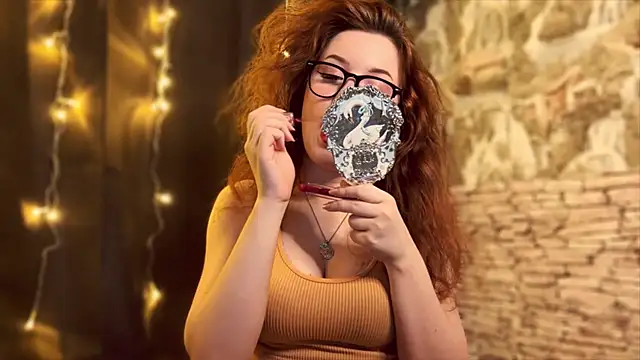 Snapshot of LaurenRossss chatting on 01-18-25, 10:49 LaurenRossss online show from 01-18-25, 10:49