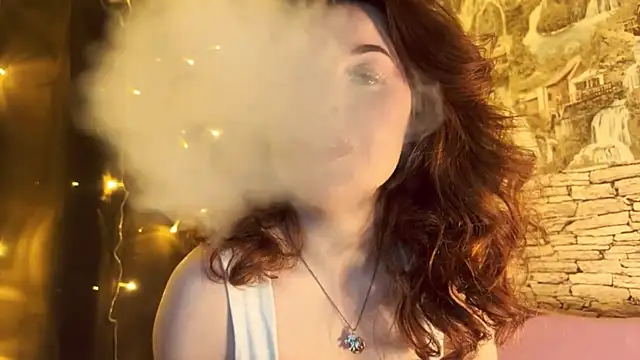 Snapshot of LaurenRossss chatting on 02-20-25, 11:10 LaurenRossss online show from 02-20-25, 11:10