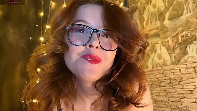 Snapshot of LaurenRossss chatting on 02-23-25, 03:24 LaurenRossss online show from 02-23-25, 03:24