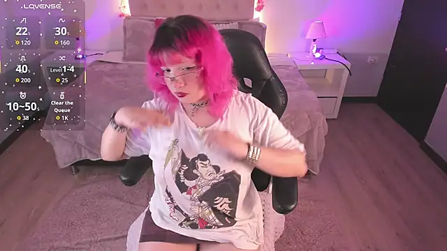 Snapshot of lady_noize chatting on 09-30-25, 08:36 lady noize online show from 09-30-25, 08:36