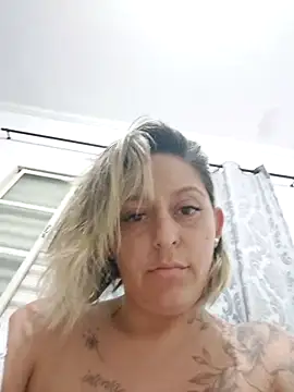 Snapshot of baixinhaloira chatting on 12-22-24, 02:28 baixinhaloira online show from 12-22-24, 02:28