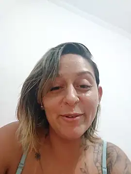 Snapshot of baixinhaloira chatting on 01-22-25, 03:20 baixinhaloira online show from 01-22-25, 03:20