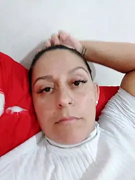 Snapshot of baixinhaloira chatting on 01-23-25, 02:33 baixinhaloira online show from 01-23-25, 02:33