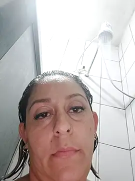 Snapshot of baixinhaloira chatting on 02-20-25, 02:29 baixinhaloira online show from 02-20-25, 02:29