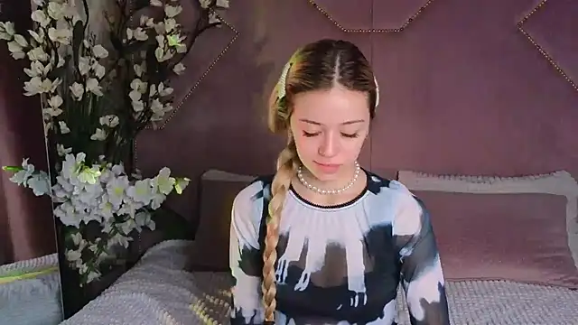 STELLA RICH online show from 03-08-25, 08:57