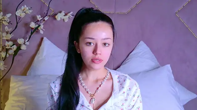 STELLA RICH online show from 10-28-25, 08:11