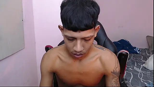 mr stiven  online show from 01-06-25, 01:42