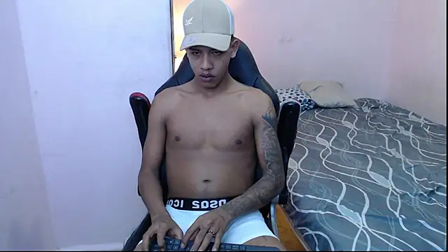 mr stiven  online show from 02-01-25, 06:10