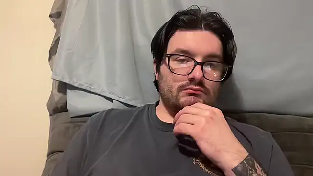 underthesun16 online show from 04-23-26, 05:41