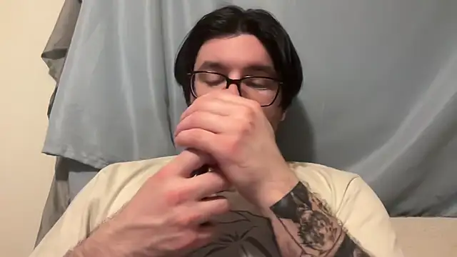 underthesun16 online show from 04-24-26, 05:10