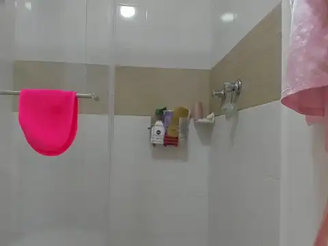 Liah ferrer online show from 12-18-24, 03:55