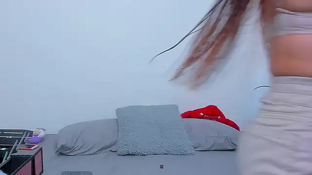 Liah ferrer online show from 12-24-24, 09:33