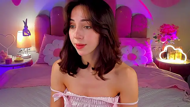 ElsaYoung online show from 11-21-25, 08:18