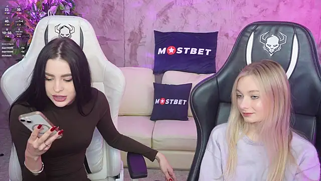 Snapshot of Ewa_Pearl chatting on 01-09-25, 02:29 Ewa Pearl online show from 01-09-25, 02:29