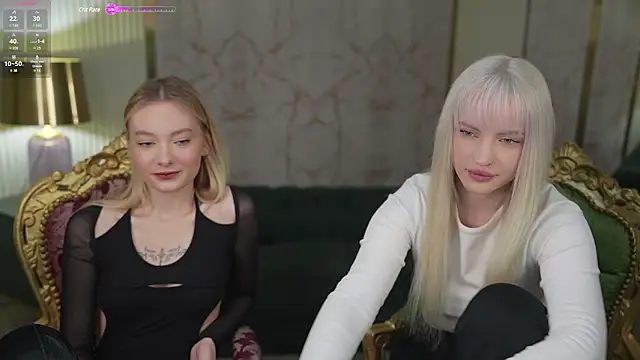 Snapshot of Ewa_Pearl chatting on 03-08-25, 07:27 Ewa Pearl online show from 03-08-25, 07:27