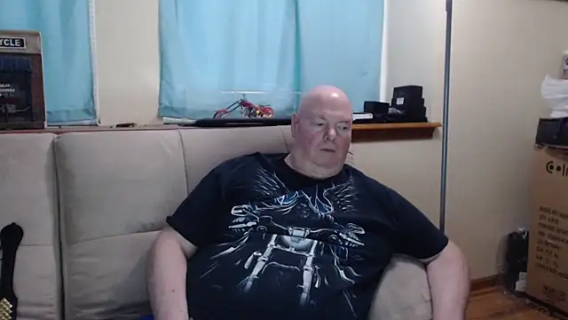 Snapshot of harley99574 chatting on 11-26-25, 01:12 harley99574 online show from 11-26-25, 01:12