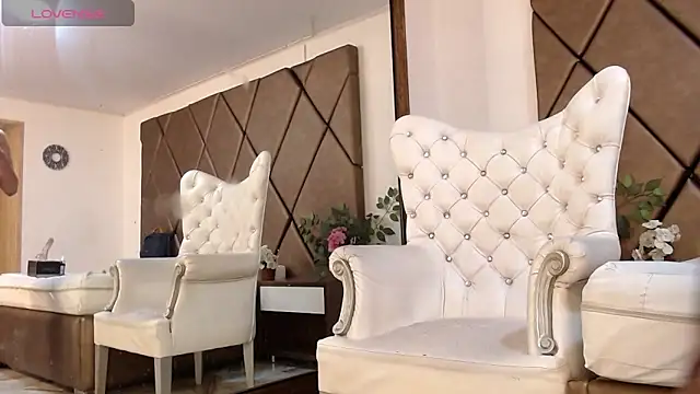 LunitaDiva online show from 01-23-25, 12:19