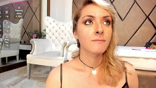 LunitaDiva online show from 02-15-25, 01:16