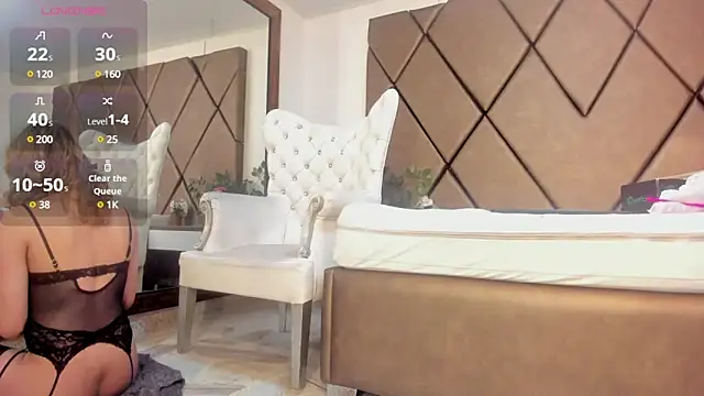 LunitaDiva online show from 03-15-25, 01:18