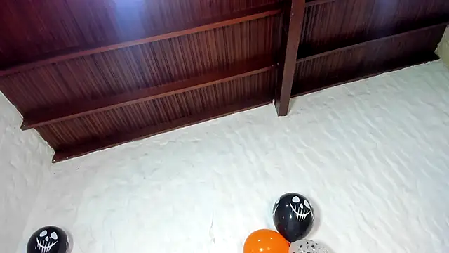 Camila  Gomez online show from 10-25-25, 12:23