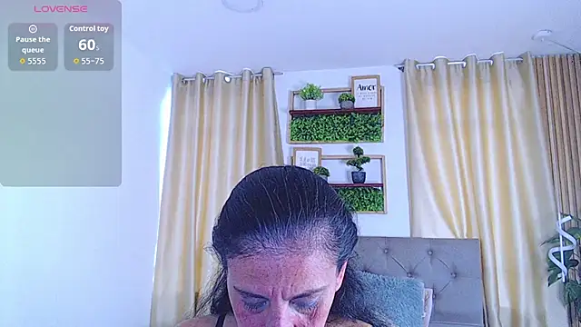 sasi luna online show from 12-13-25, 07:53