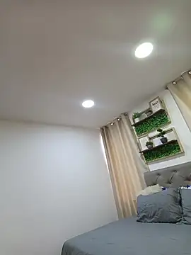 sasi luna online show from 04-20-26, 01:25