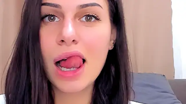 Carry magic online show from 12-14-24, 05:03